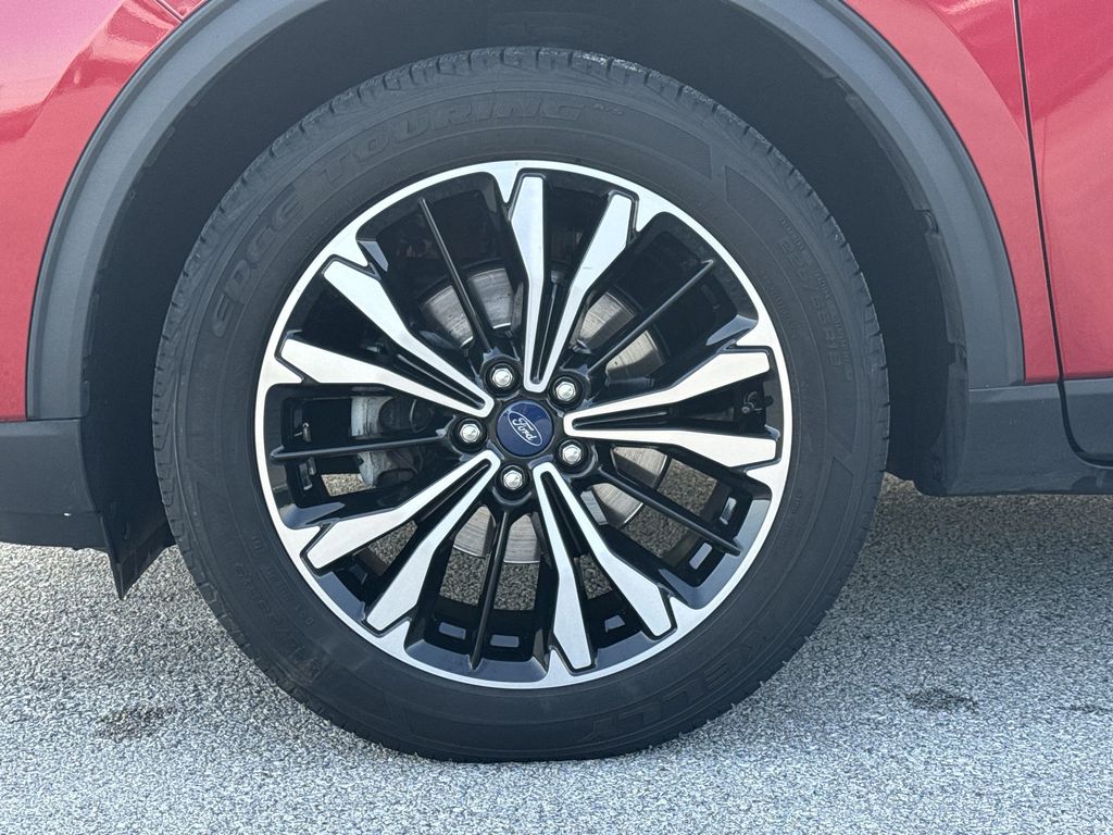 2022 Ford Escape SE photo 18