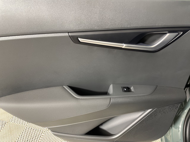 2025 Kia Niro EX Touring photo 32