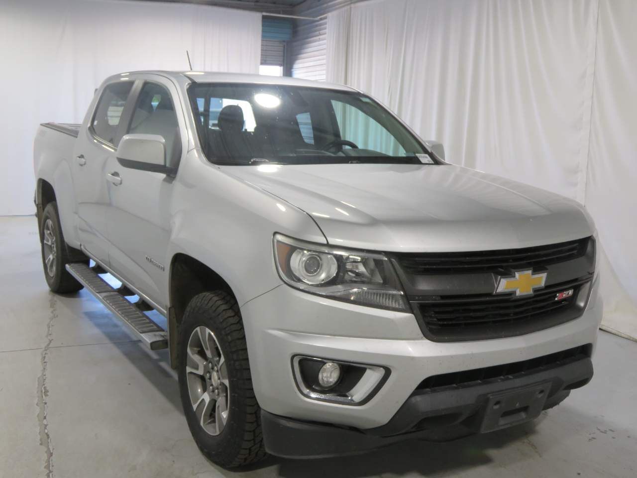2018 Chevrolet Colorado Z71 photo 2