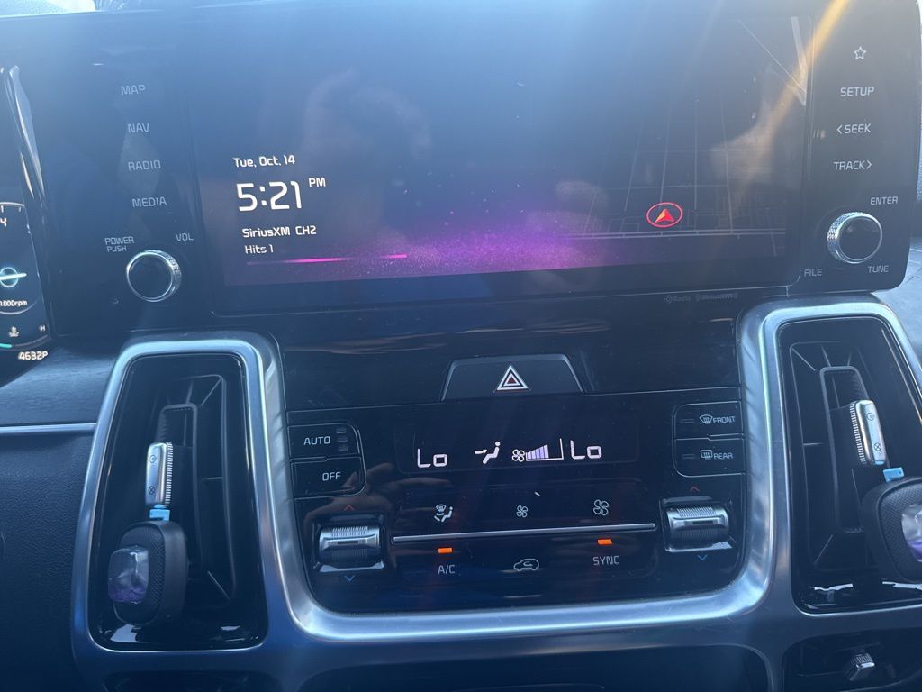 2023 Kia Sorento SX photo 4