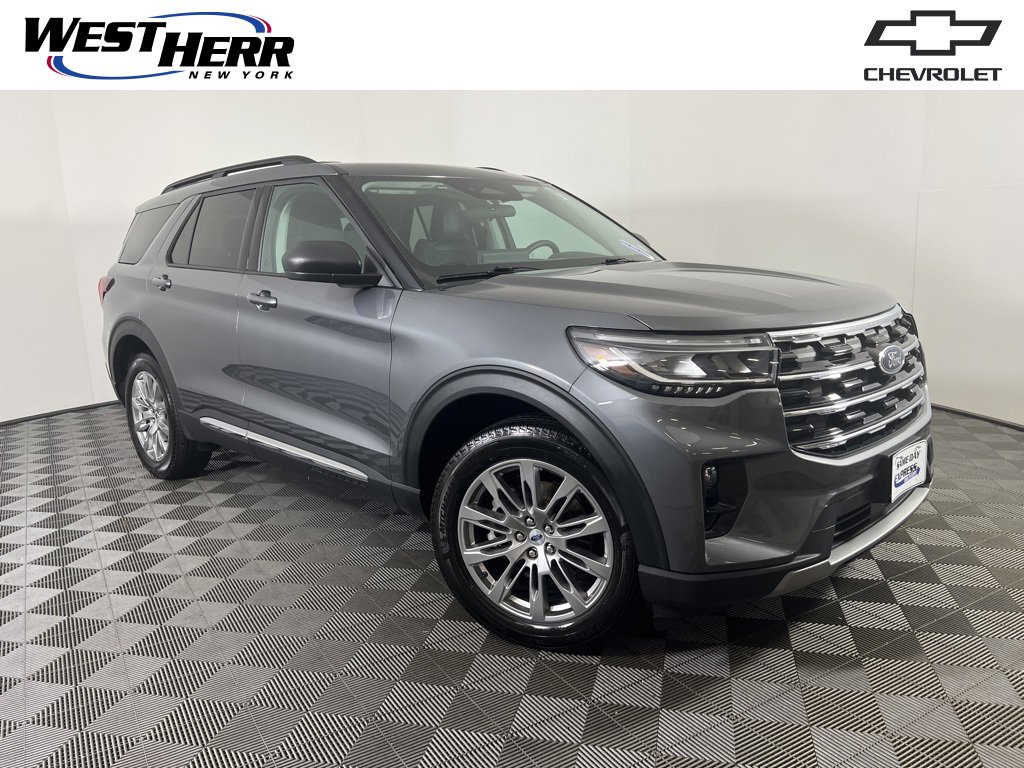 2025 Ford Explorer Active's photo