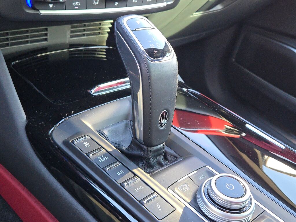 2022 Maserati Levante Modena photo 26