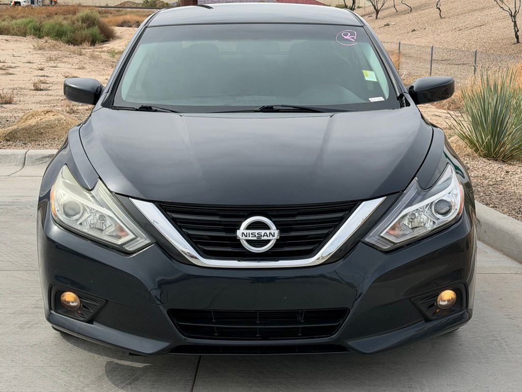 2017 Nissan Altima 2.5 SV photo 4