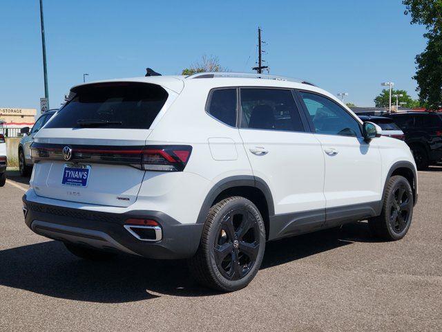 2025 Volkswagen Taos SEL photo 3