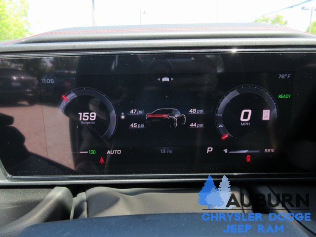 2025 Dodge Charger R/T photo 10