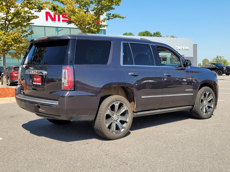 2017 Gmc Yukon Denali photo 3