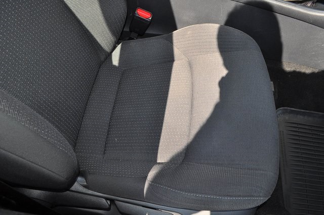2018 Toyota C-HR XLE Premium photo 19
