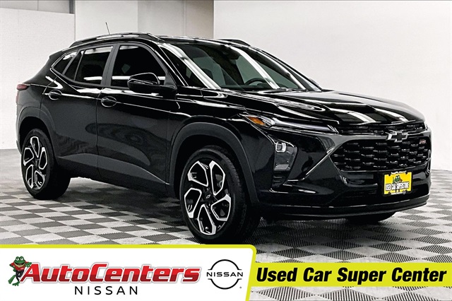 2025 Chevrolet Trax RS's photo