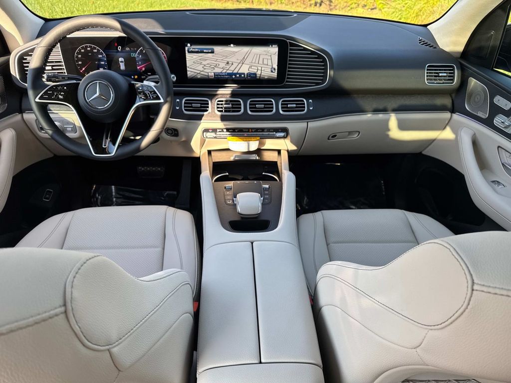 2026 Mercedes Benz GLE 450 4MATIC photo 14