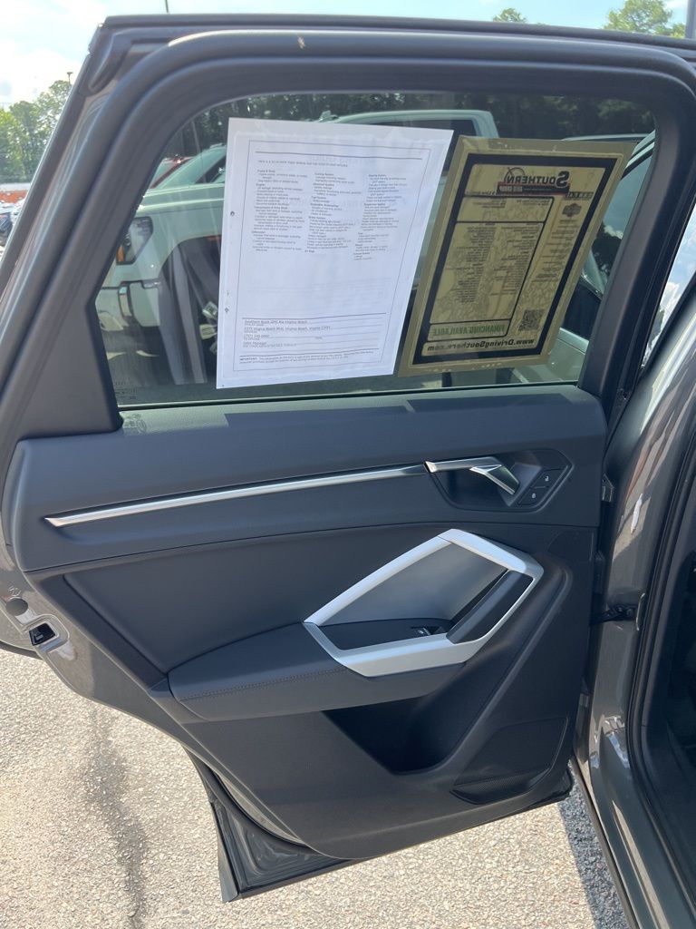 2021 Audi Q3 S line Premium Plus photo 20