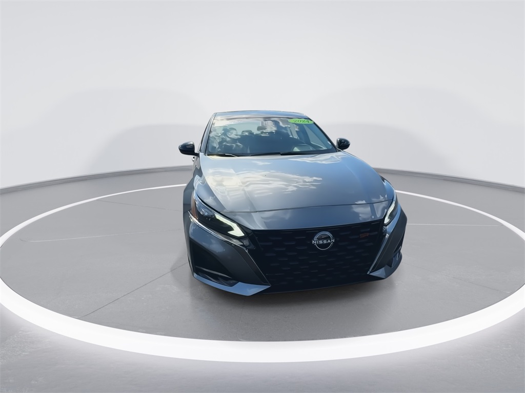 2024 Nissan Altima 2.5 SR photo 3