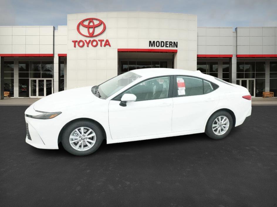 2025 Toyota Camry LE photo 8