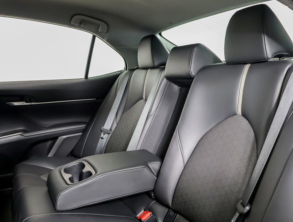 2023 Toyota Camry XSE photo 16