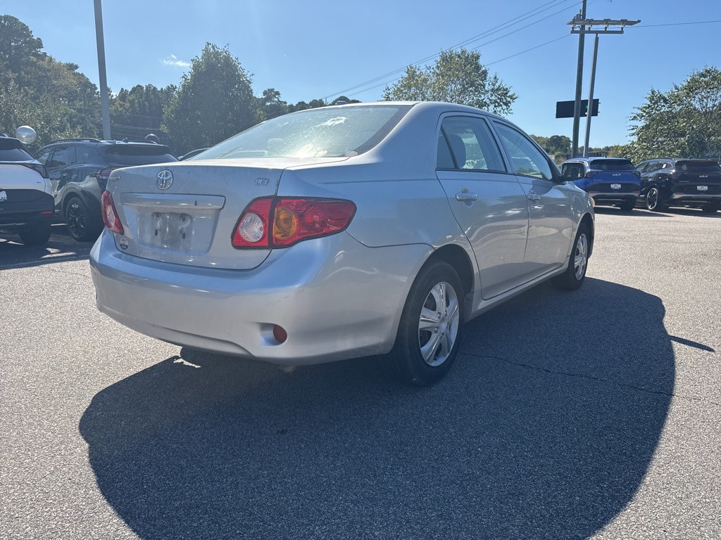 2010 Toyota Corolla photo 5