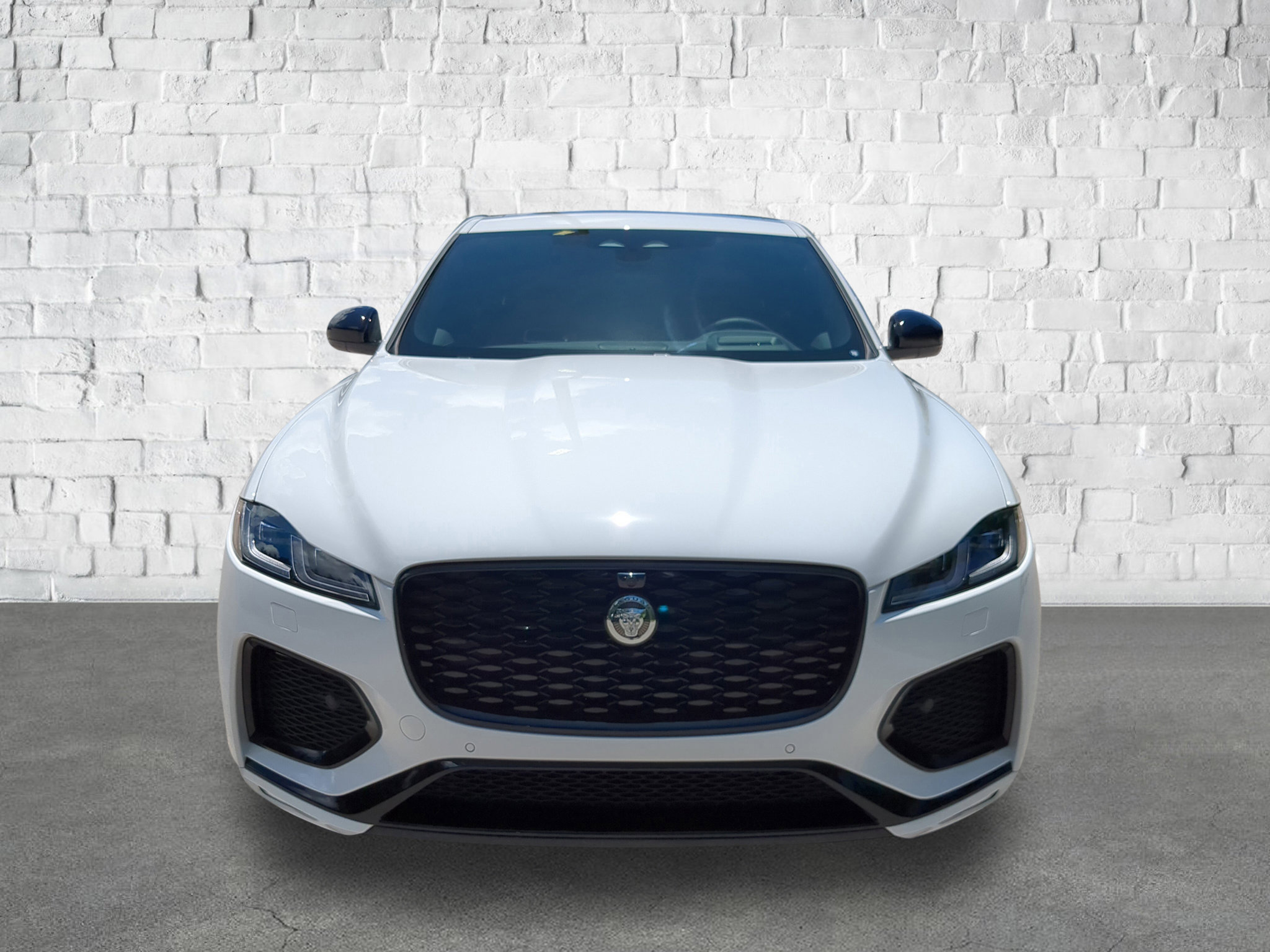 2026 Jaguar F-PACE P250 R-Dynamic S photo 2