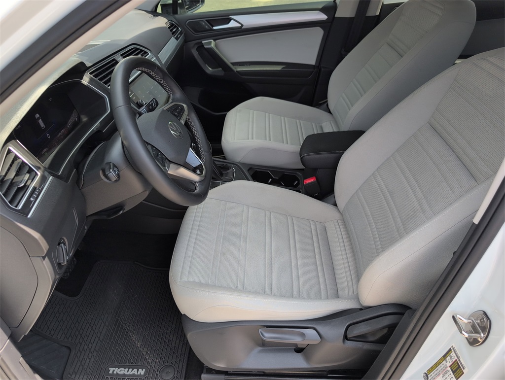 2024 Volkswagen Tiguan S photo 10
