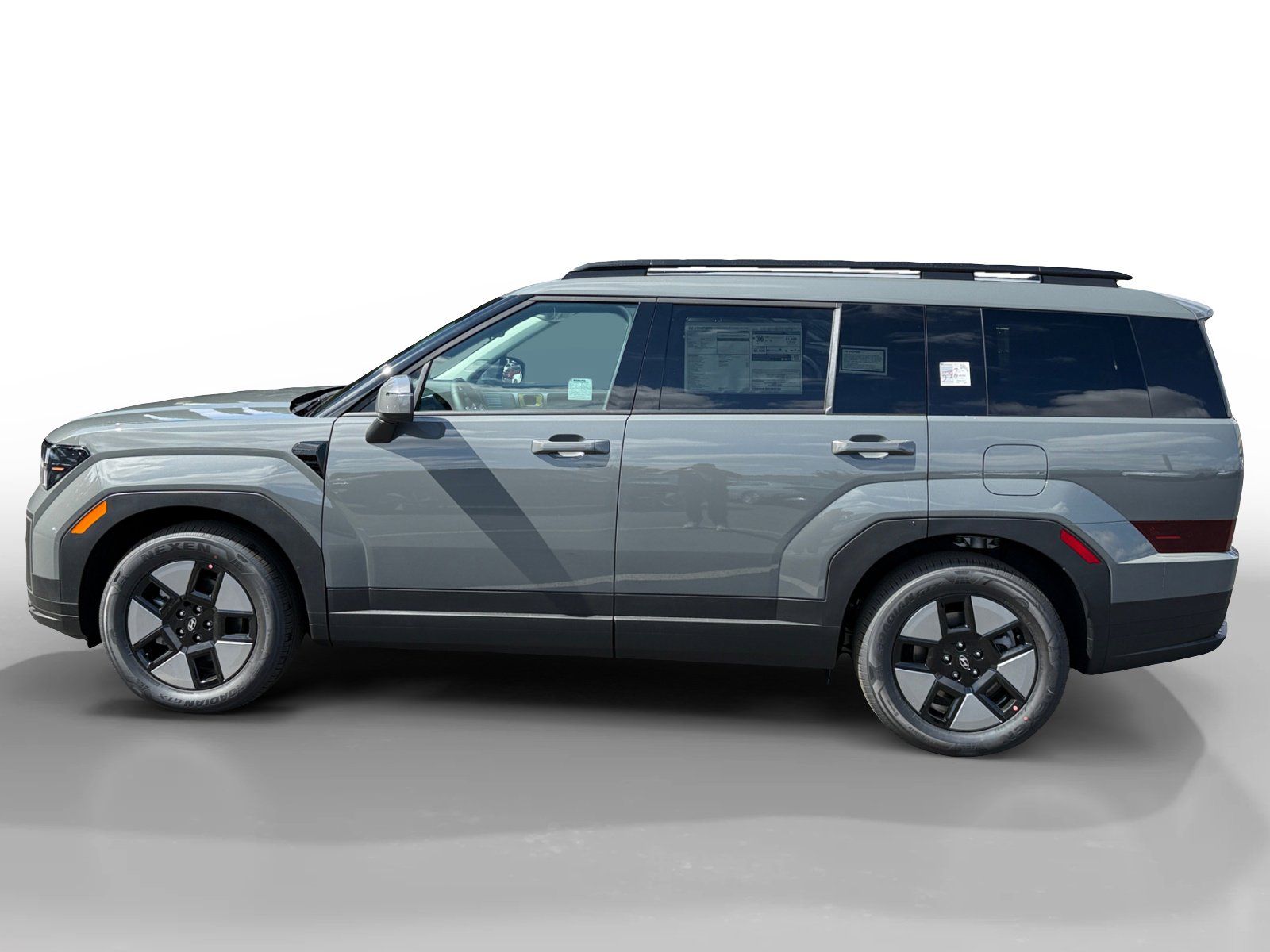 2026 Hyundai Santa Fe Hybrid photo 2