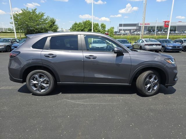 2026 Honda HR-V LX photo 8