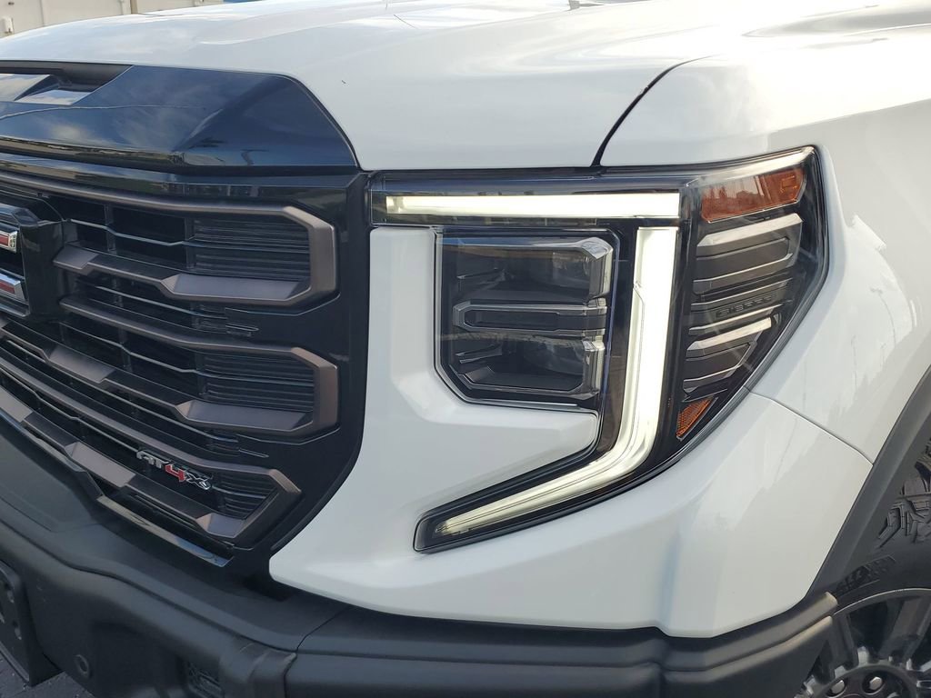 2025 Gmc Sierra AT4X photo 16