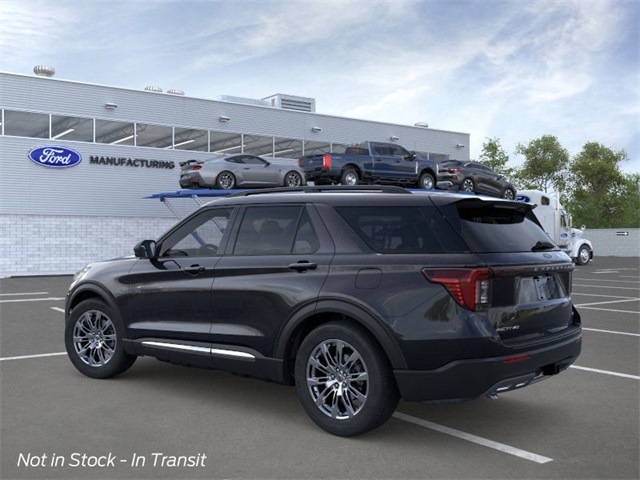 2025 Ford Explorer photo 4