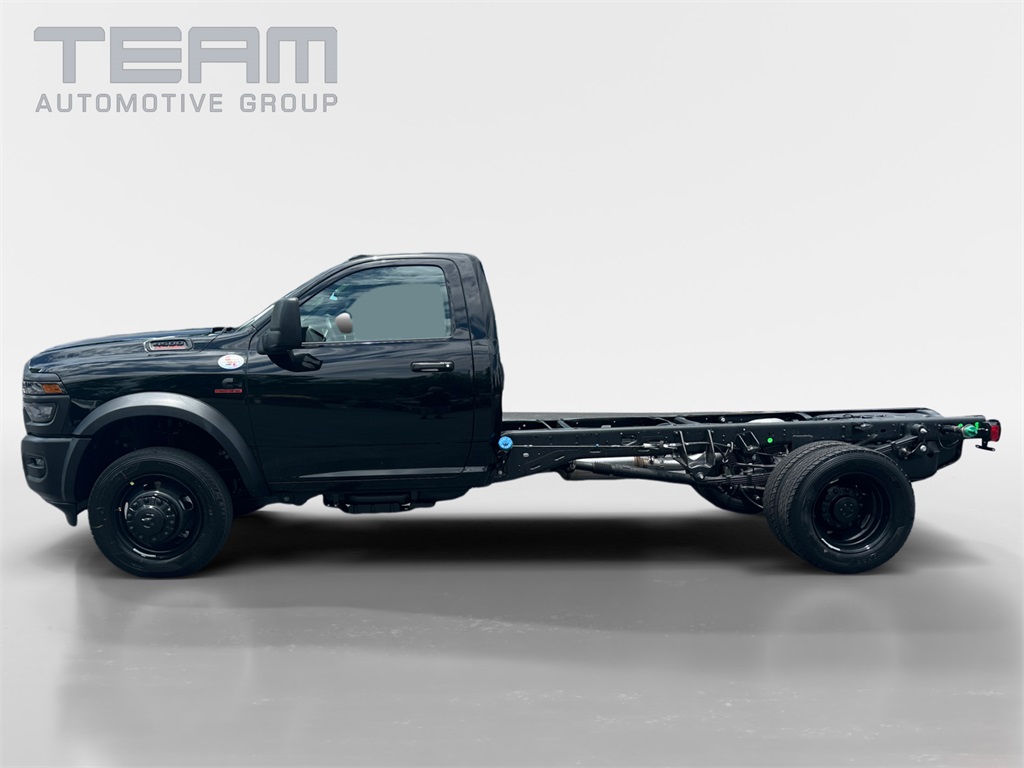 2025 Ram 4500 Tradesman photo 4