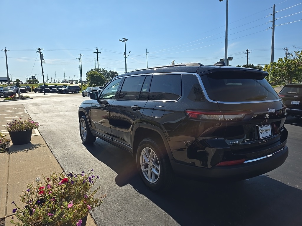 2025 Jeep Grand Cherokee Laredo X photo 6