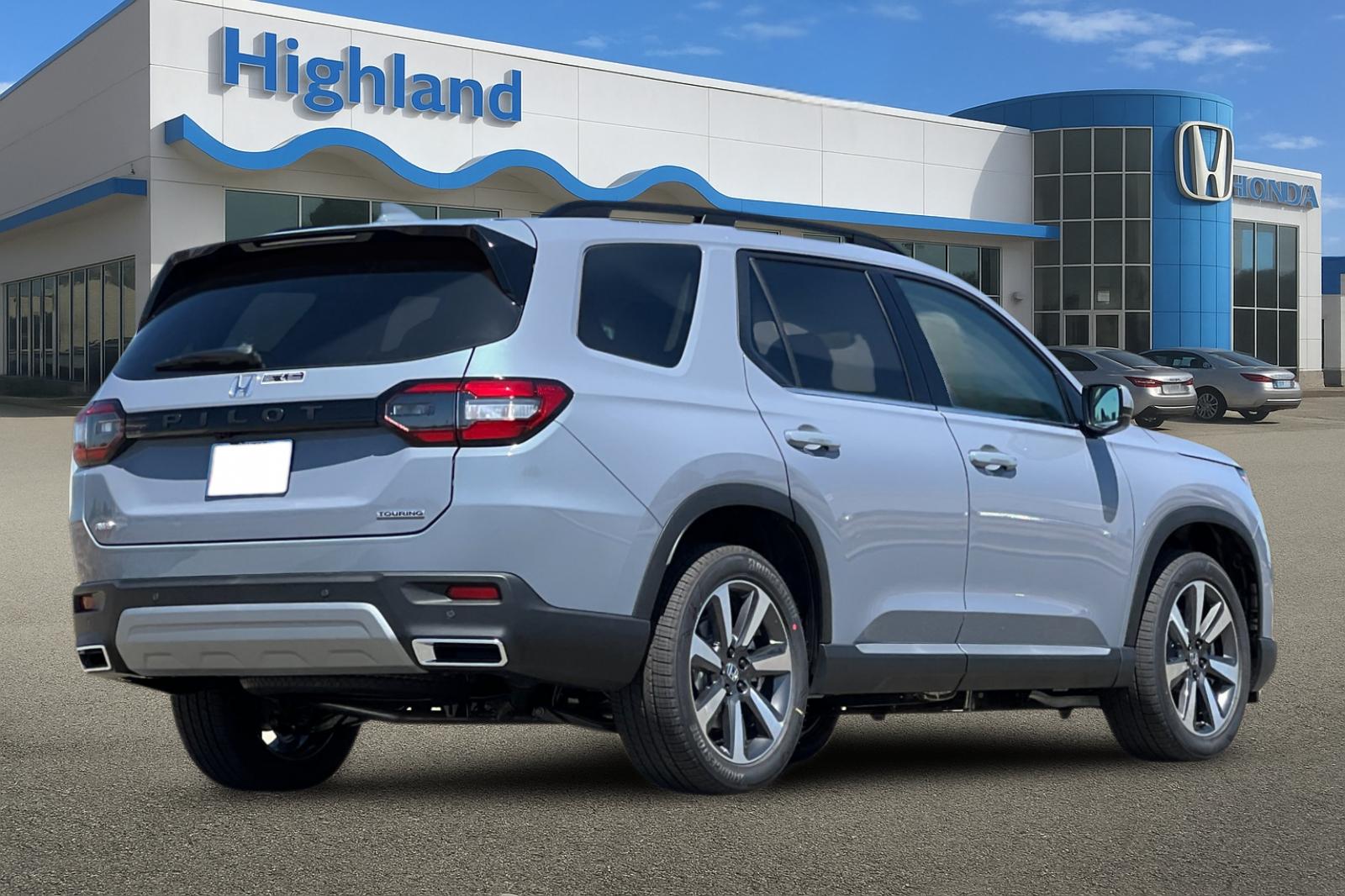 2025 Honda Pilot Touring photo 4