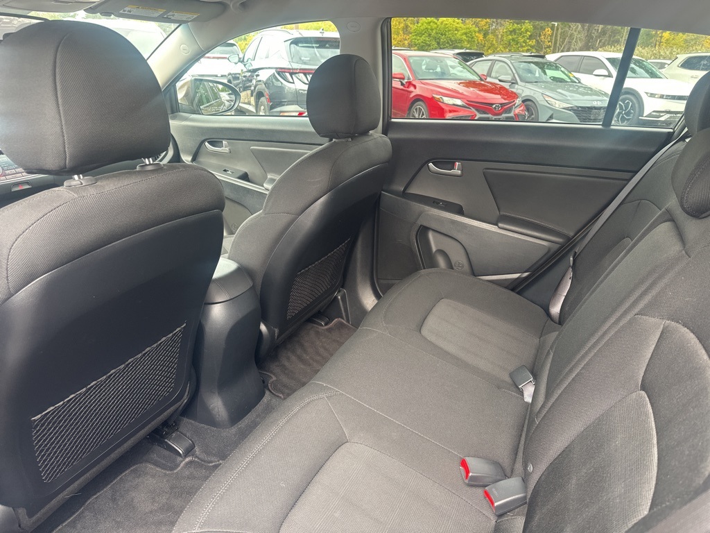 2011 Kia Sportage LX photo 2