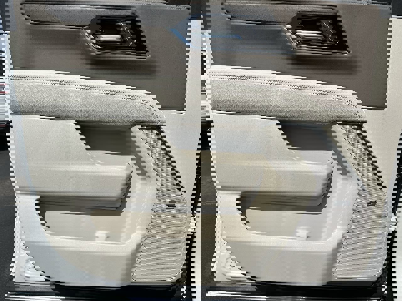 2025 Gmc Yukon AT4 Ultimate photo 22