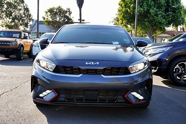 Used 2022 Gray Kia GT-Line image 4