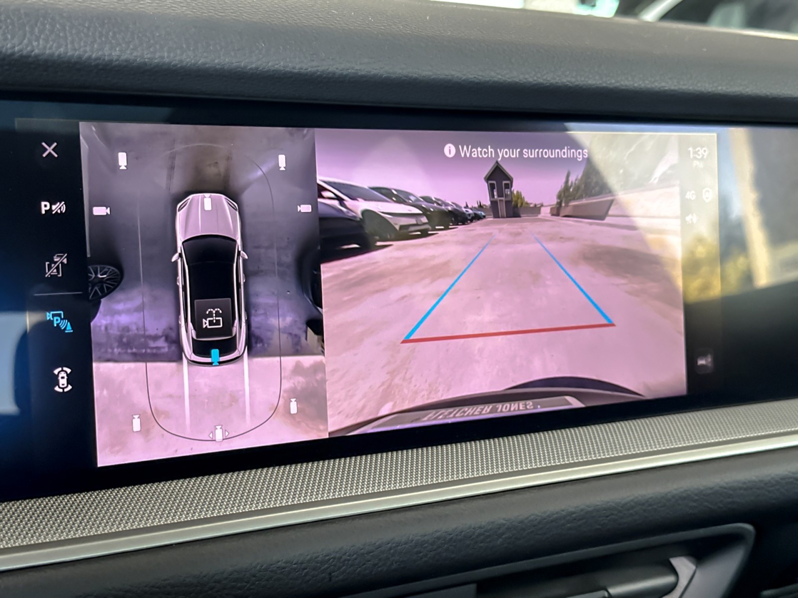 2025 Porsche Cayenne S photo 16