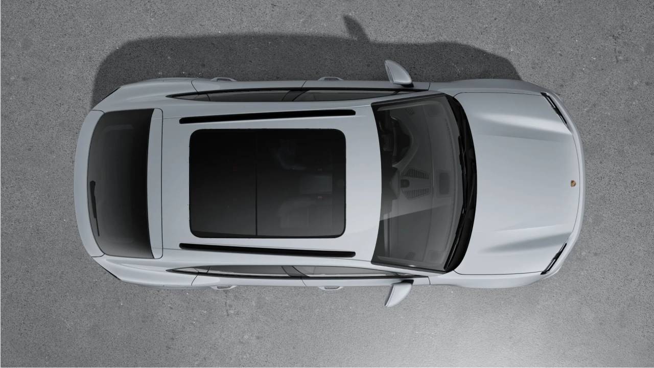 2026 Porsche Macan 4 Electric photo 4