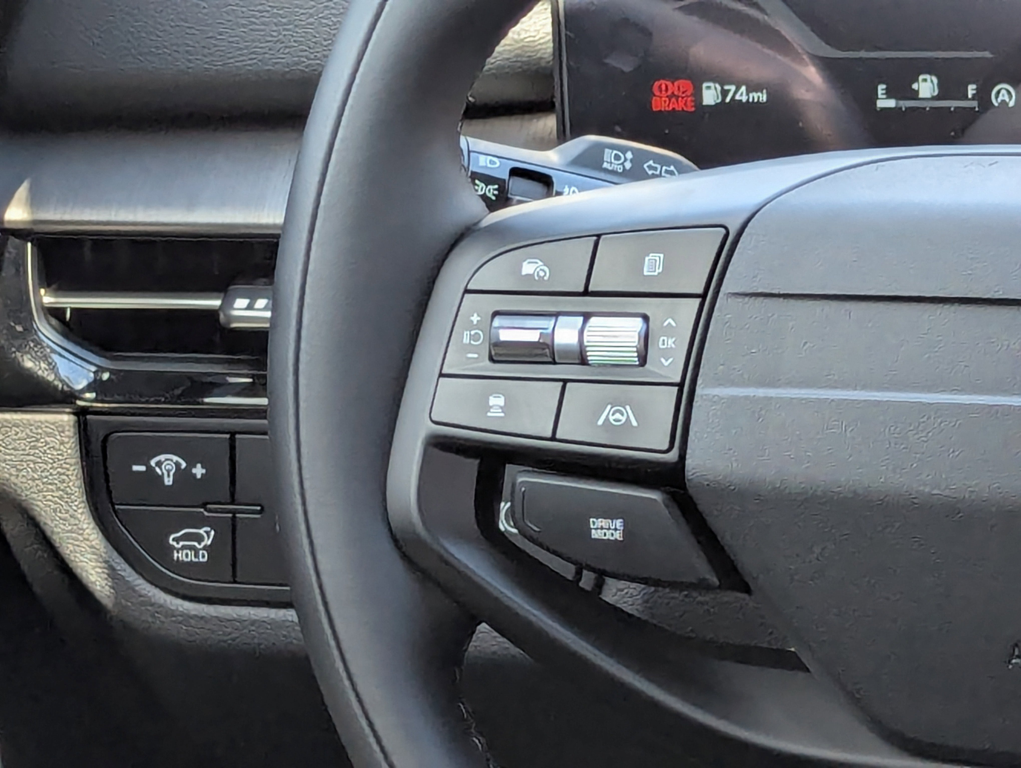 2026 Kia Sportage X-Line photo 2