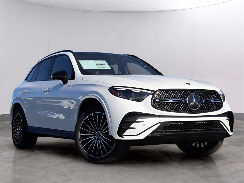 2026 Mercedes-Benz GLC Base's photo