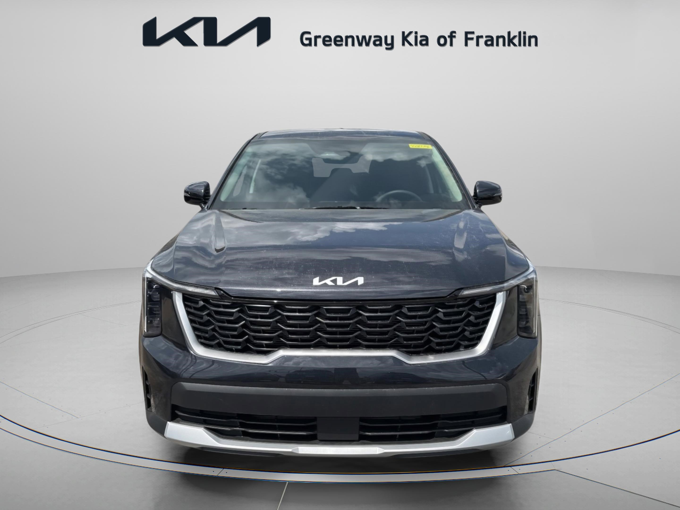 2025 Kia Sorento LX photo 2