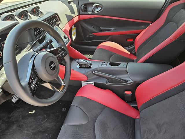 2025 Nissan Z Performance photo 9
