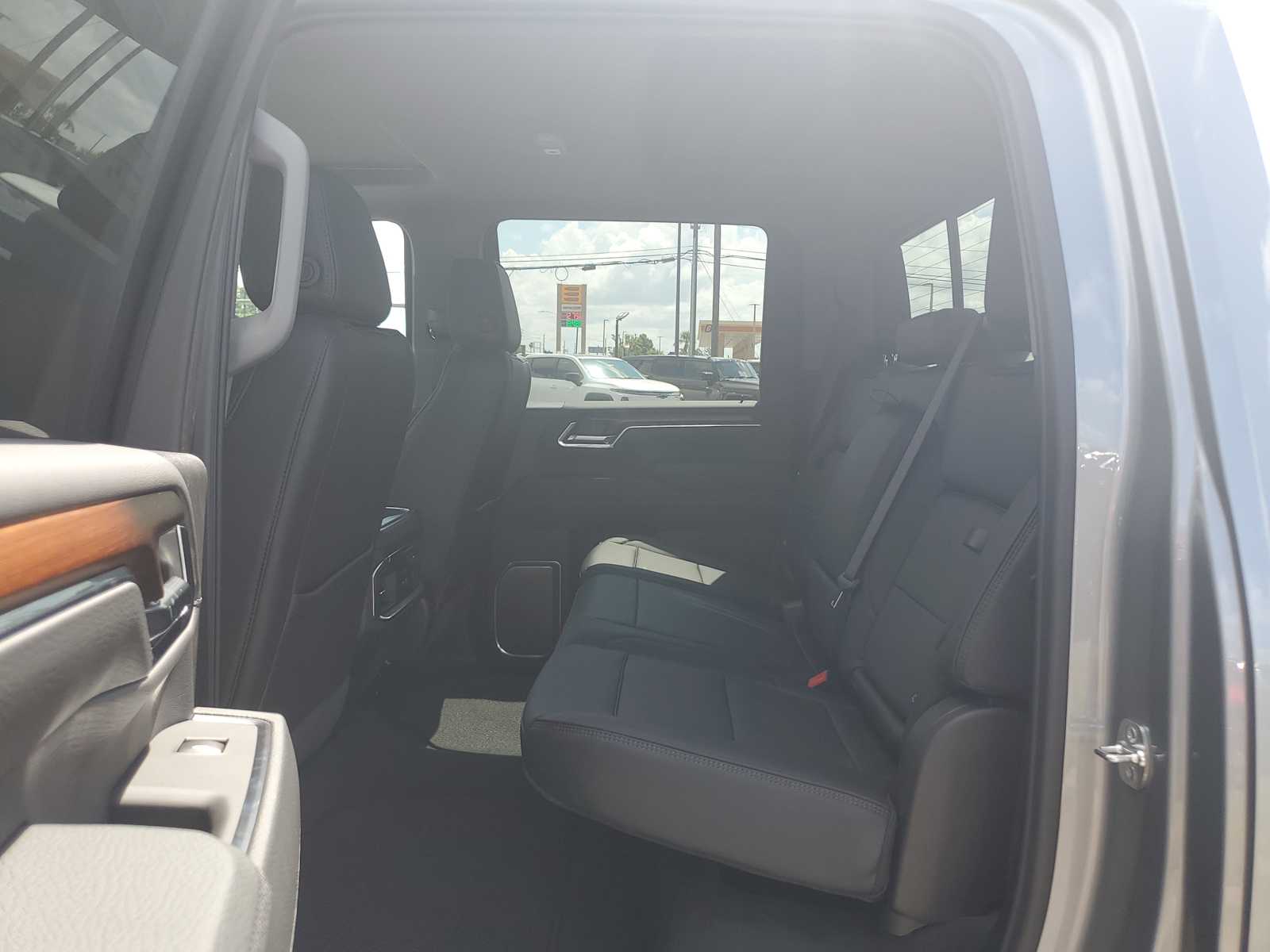 2025 Gmc Sierra 2500 HD Denali photo 36