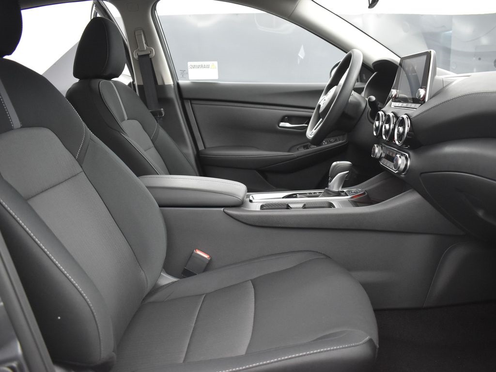 2025 Nissan Sentra SV photo 20