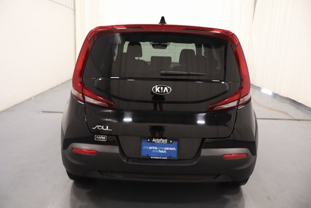 2021 Kia Soul LX photo 3