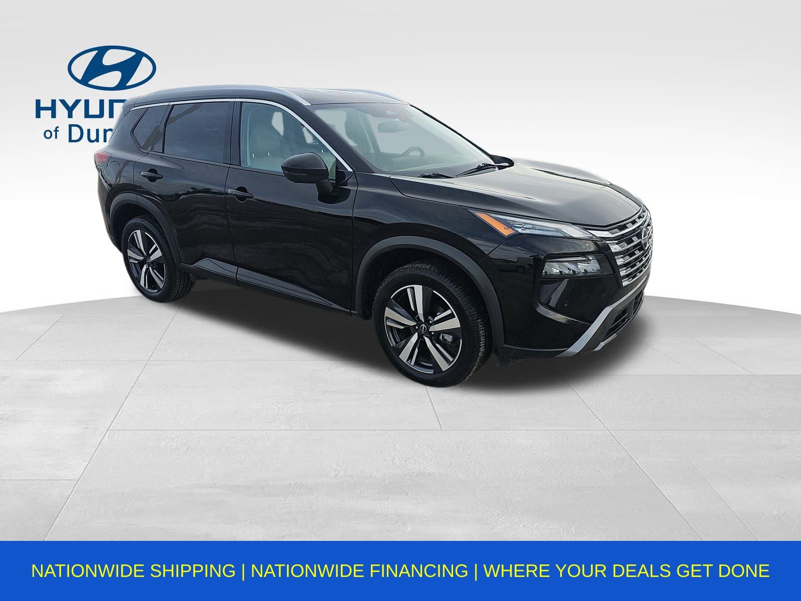 2024 Nissan Rogue SL's photo