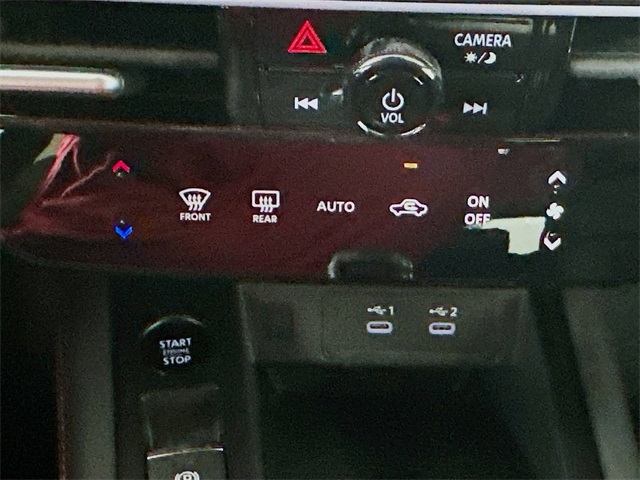 2025 Nissan Kicks SR photo 15