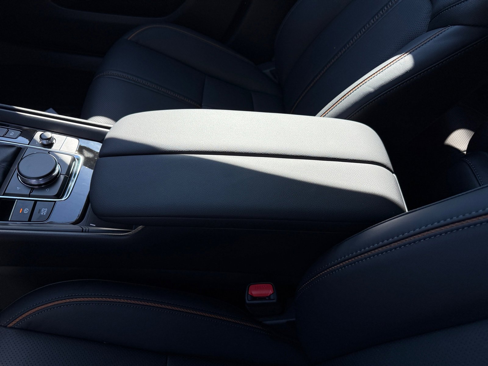 2025 Mazda CX-50 Premium Plus photo 14