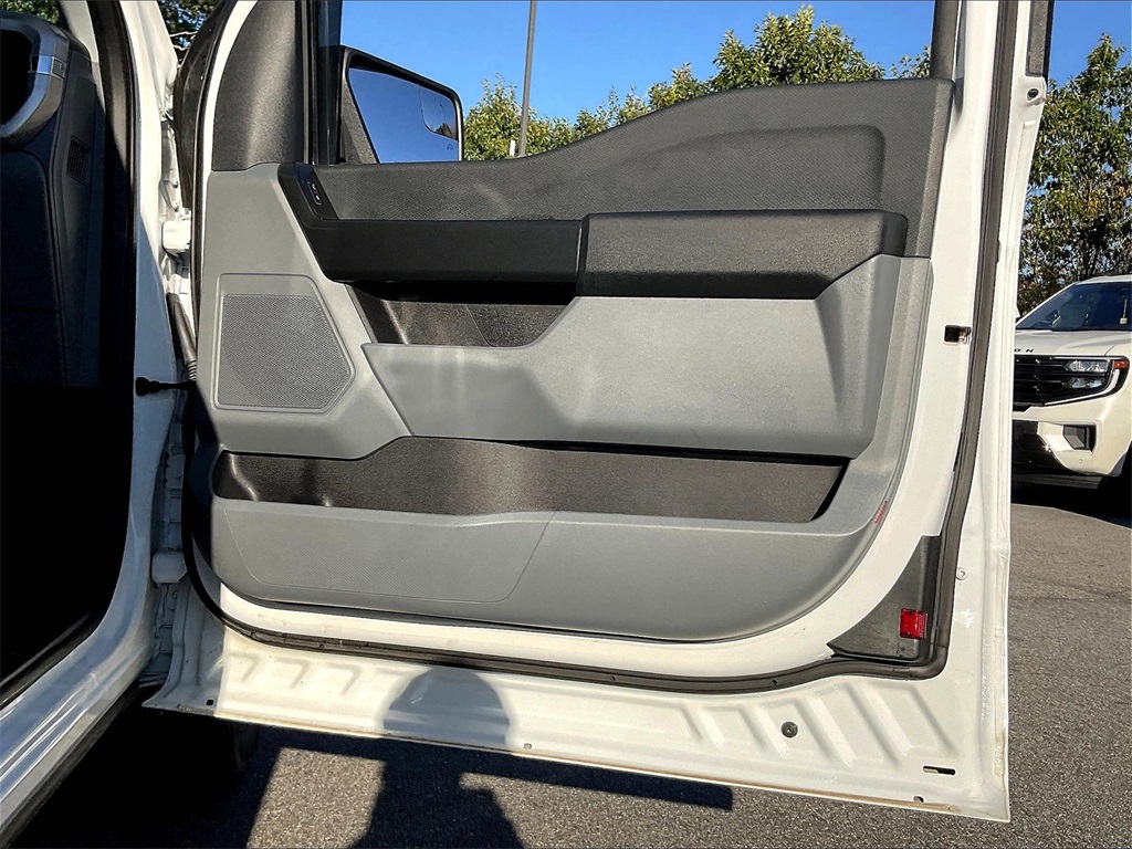 2023 Ford F-150 XL photo 11