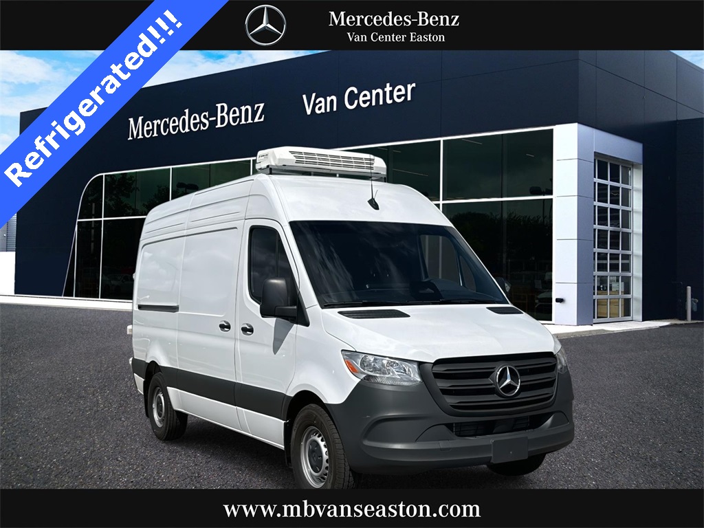 2025 Mercedes-Benz Sprinter Cargo Van Base's photo