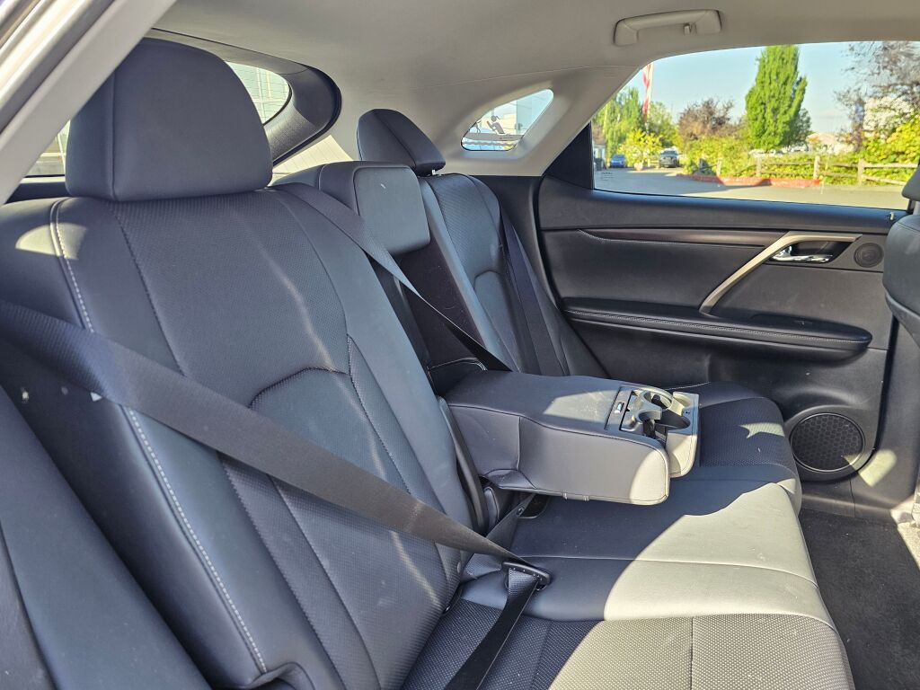 2020 Lexus RX 450h Premium photo 17