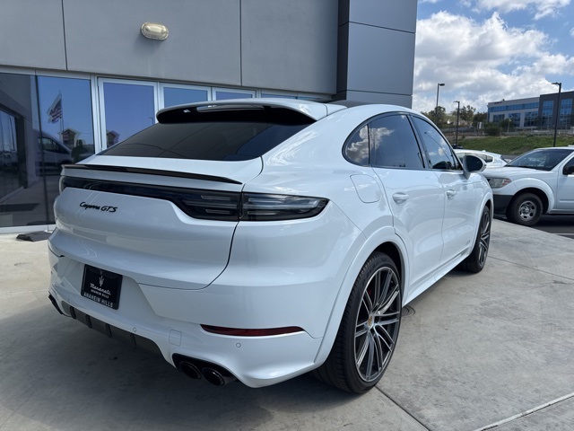 2023 Porsche Cayenne Coupe GTS photo 7