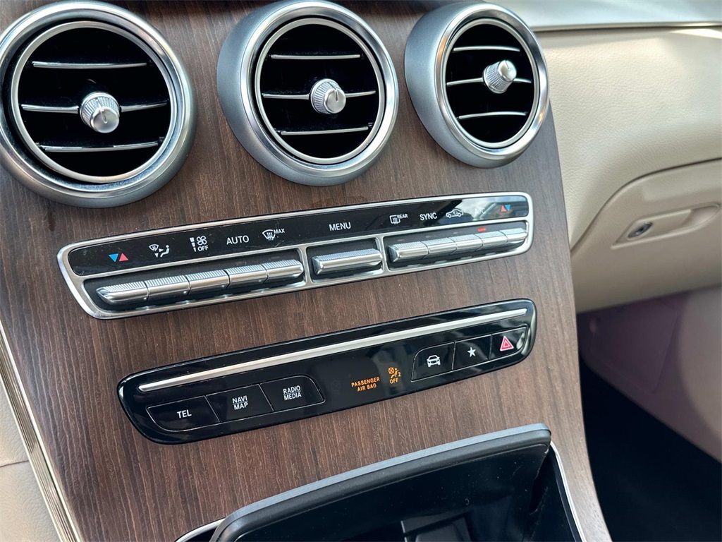 2022 Mercedes Benz GLC 300 4MATIC photo 21