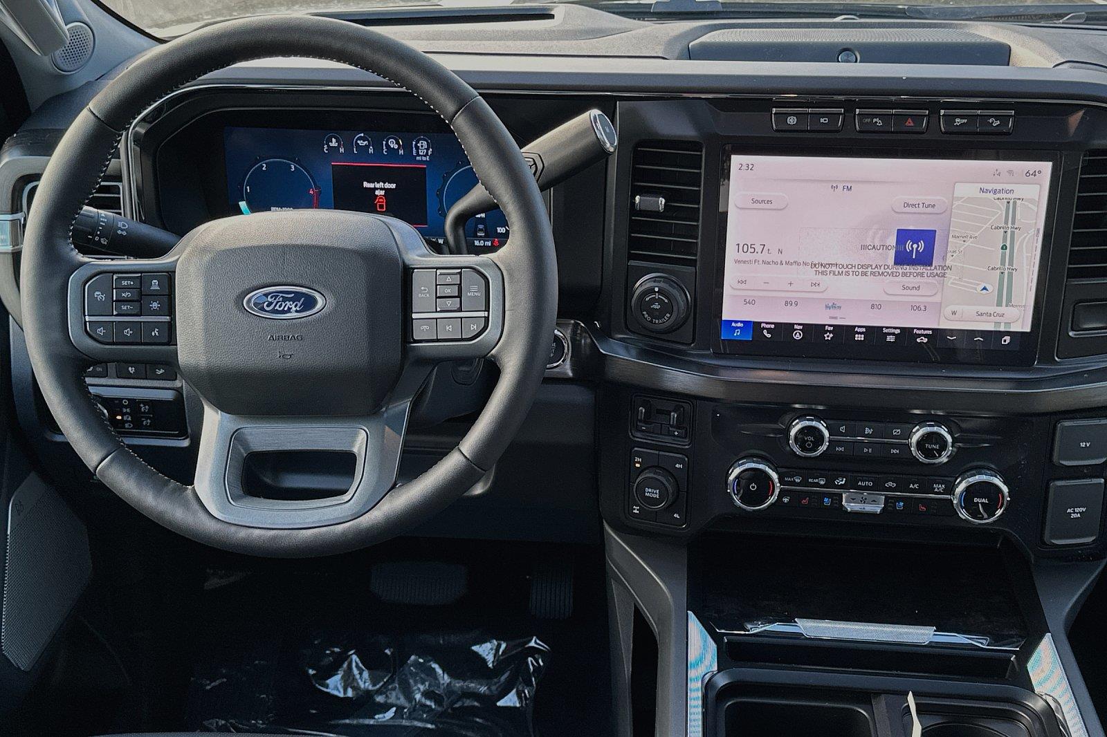 2024 Ford F-350 Lariat photo 13