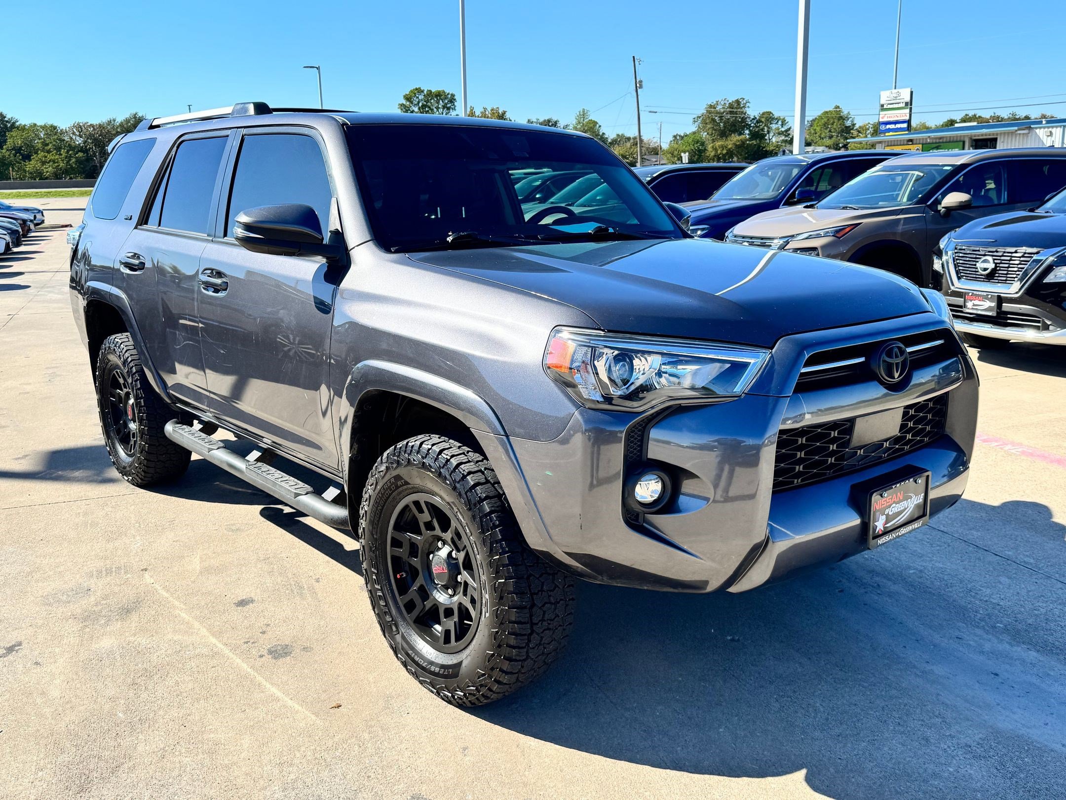 2021 Toyota 4Runner SR5 Premium photo 4
