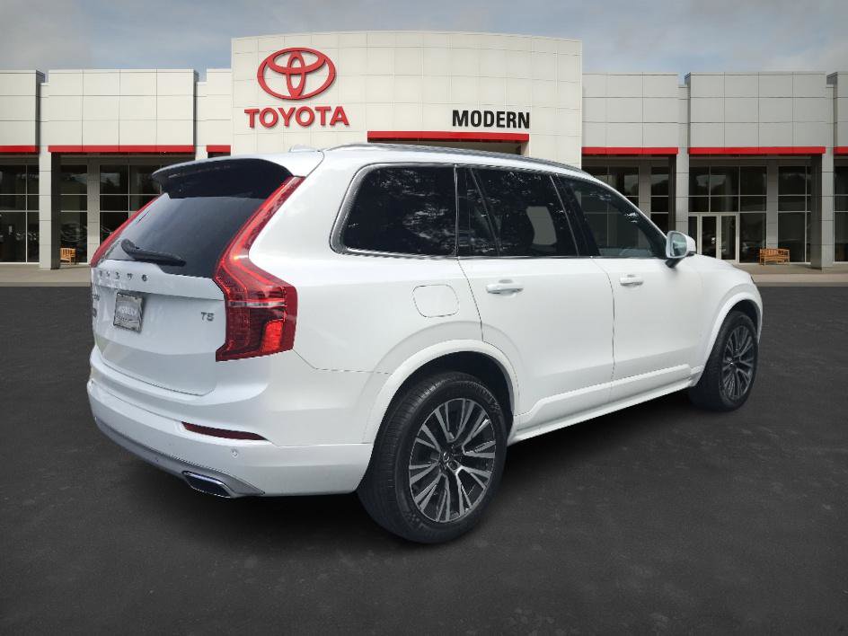 2020 Volvo XC90 T5 Momentum photo 5